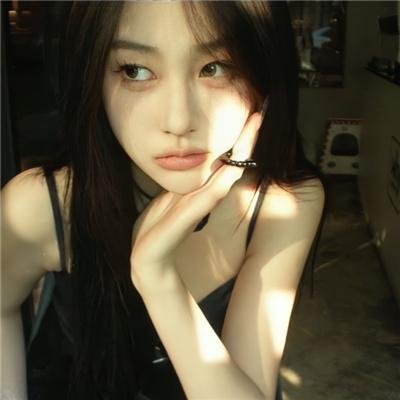地铁女孩